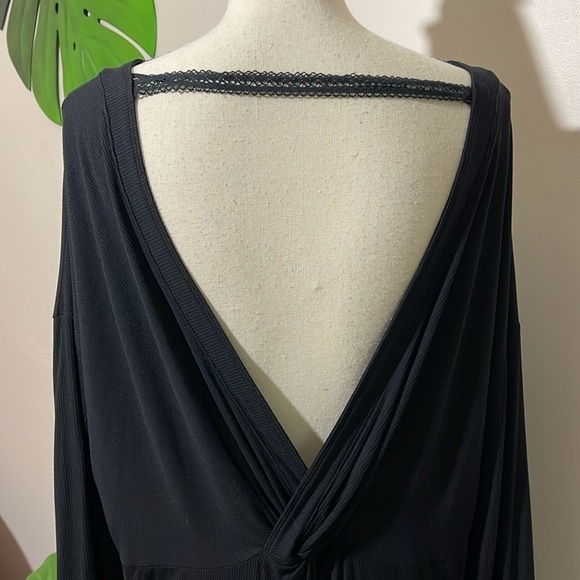 Free People Shimmy Shake Top in Black size Small NWT - Picture 8 of 9
